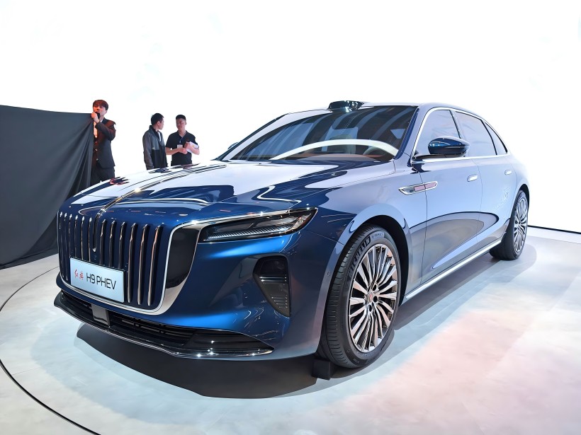Hongqi H9 PHEV, захранван от 2.0T щепсел - в хибриден силов двигател и оборудван с активно окачване, ще стартира през втората половина на 2025 г.